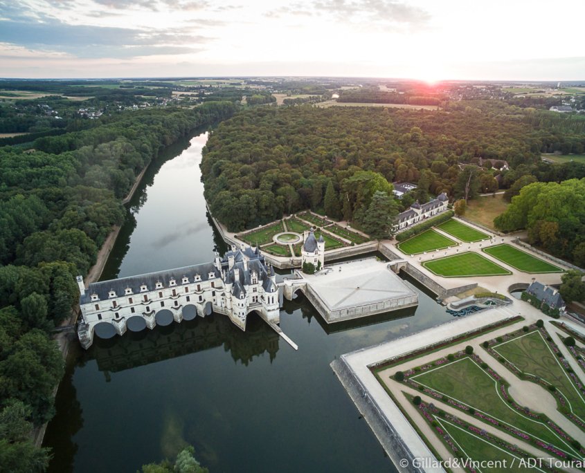 France Trip Secrets - Chenonceau castle in the Loire Valley - ©ADT Touraine - Gillard et Vincent