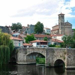 France Trip Secrets - Wine tour Nantes Clisson - ©Unsplash